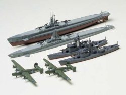 Tamiya 31903 1/700 U.S. Submarine Gato Class and Japanese Submarine Chaser No.13