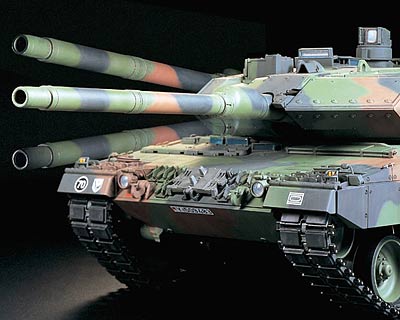 TAMIYA LEOPARD 2A6 主力戦車 Tamiya 56020 1/16 RC Leopard 2 A6 Full-Option Kit - 田宮模型香港
