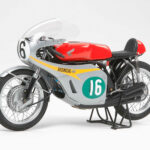 Tamiya 14113 1/12 Honda RC166 GP RACER