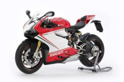 Tamiya 14132 1/12 Ducati 1199 Panigale S Tricolore