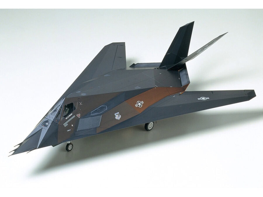 Tamiya 61059 1/48 Lockheed F-117A Nighthawk：圖片 1