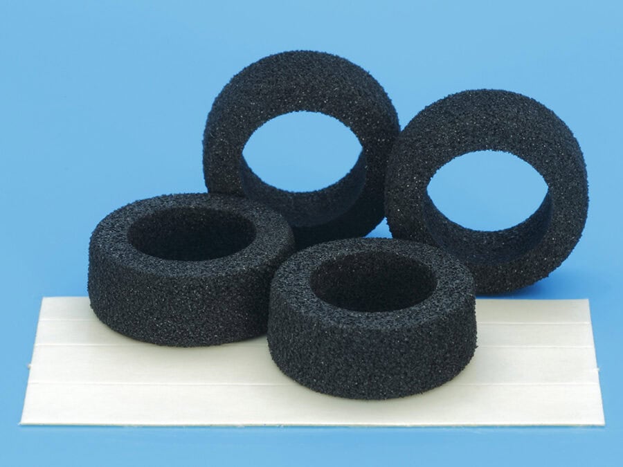 Tamiya 15507 HG Low Rebound Sponge Tires (for Large Dia. Narrow Wheels)：圖片 1