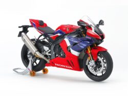 Tamiya 21170 1/12 Honda CBR1000RR-R FireBlade SP (Red) (Finished Model)