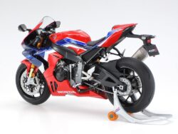 Tamiya 21170 1/12 Honda CBR1000RR-R FireBlade SP (Red) (Finished Model)：圖片 2