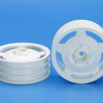 Tamiya 22044 2WD Buggy Front Star-Dish Wheels (Hex Hub, White)