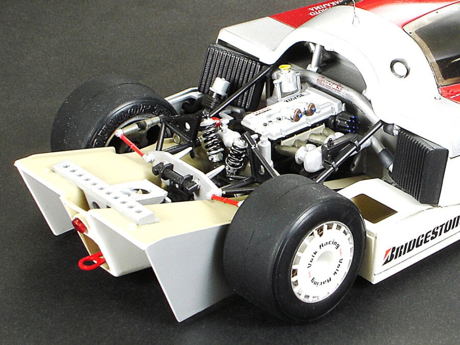 Tamiya 24289 1/24 Toyota Tom's 84C：圖片 2