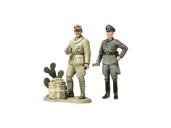 Tamiya 25154 1/35 WWII Wehrmacht Officer & Africa Corps Tank Crewman
