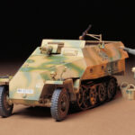 Tamiya 35147 1/35 German Sd.Kfz. 251/9 Ausf.D Kanonenwagen