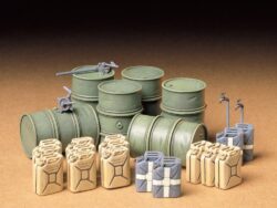 Tamiya 35186 1/35 German Fuel Drum Set