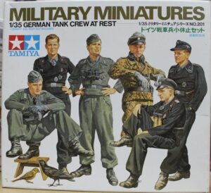 Tamiya 35201 1/35 German Tank Crew at Rest：圖片 2