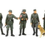 Tamiya 35320 1/35 WWII German Field Military Police Set