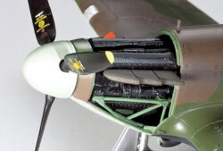 Tamiya 37011 1/48 Hawker Hurricane Mk.I w/3 Figures：圖片 3