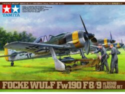 Tamiya 61104 1/48 Focke-Wulf Fw190 F-8/9 w/Bomb Loading Set：圖片 2
