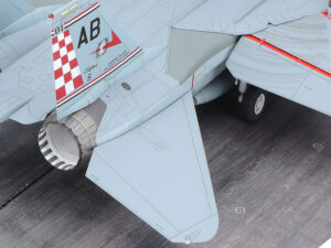 Tamiya 61122 1/48 Grumman F-14A Tomcat (Late Model) Carrier Launch Set：圖片 25