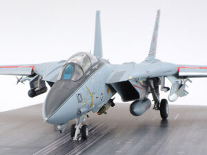 Tamiya 61122 1/48 Grumman F-14A Tomcat (Late Model) Carrier Launch Set：圖片 8