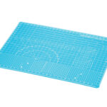 Tamiya 74149      Cutting Mat £ (A4/Blue)