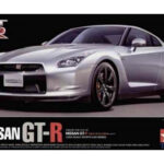 Tamiya 92212 1/24 Nissan GT-R - Clear Hood Model Kit