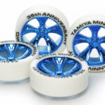 Tamiya 95099 1/32 Mini 4WD 35th Anniversary White Tires & Blue Plated A-Spoke Wheels