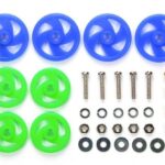 Tamiya 95391 1/32 Mini 4WD Low Friction Roller Set (Blue & Light Green)