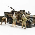 Tamiya 32407 1/35 British LRDG Command Car North Africa (w/7 Figures)