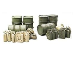 Tamiya 32510 1/48 Jerry Can Set