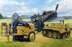 Tamiya 32533 1/48 German Aircraft Power Supply Unit & Kettenkraftrad：圖片 2