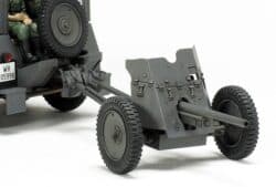 Tamiya 32580 1/48 German 6x4 Towing Truck Kfz.69 with 3.7cm Pak:圖片 5