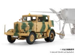 Tamiya 32593 1/48 German Heavy Tractor SS-100