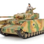 Tamiya 35209 1/35 German Pz.Kpfw. Iv Ausf. H Early Version.