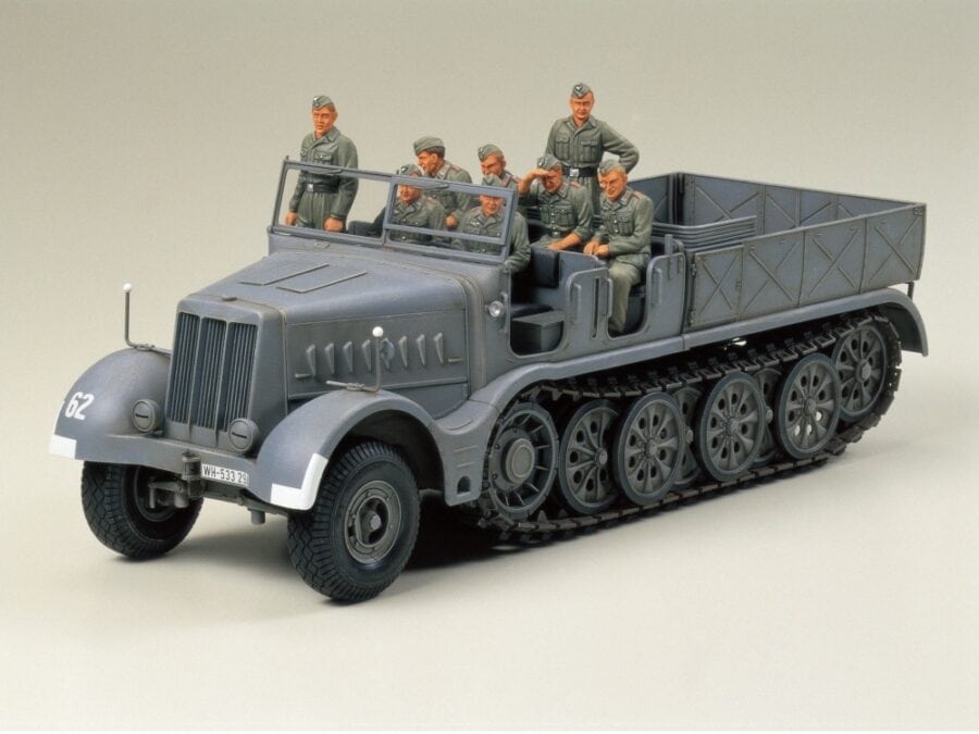 Tamiya 35239 1/35 German 18 Ton Heavy Half-Track "FAMO"：圖片 1