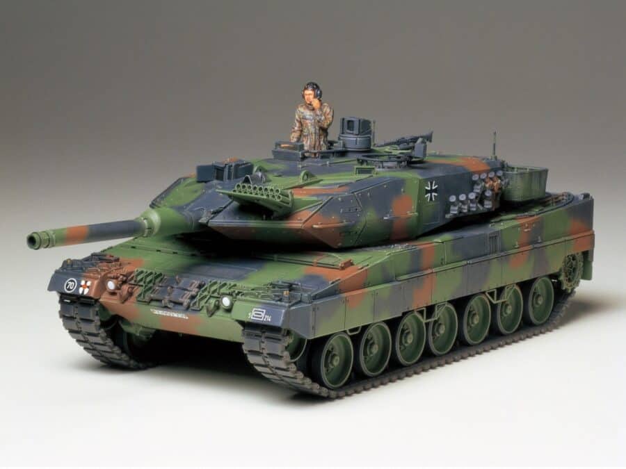 Tamiya 35242 1/35 Leopard 2 A5 Main Battle Tank：圖片 1