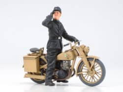 Tamiya 35252 1/35 German King Tiger (Ardennes Front)：圖片 5