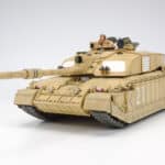 Tamiya 35274 1/35 British Main Battle Tank Challenger 2 (Desertised)