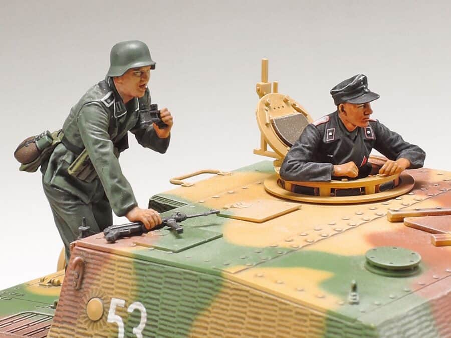 Tamiya 35353 1/35 German Assault Tank IV Brummbar Late Production：圖片 5