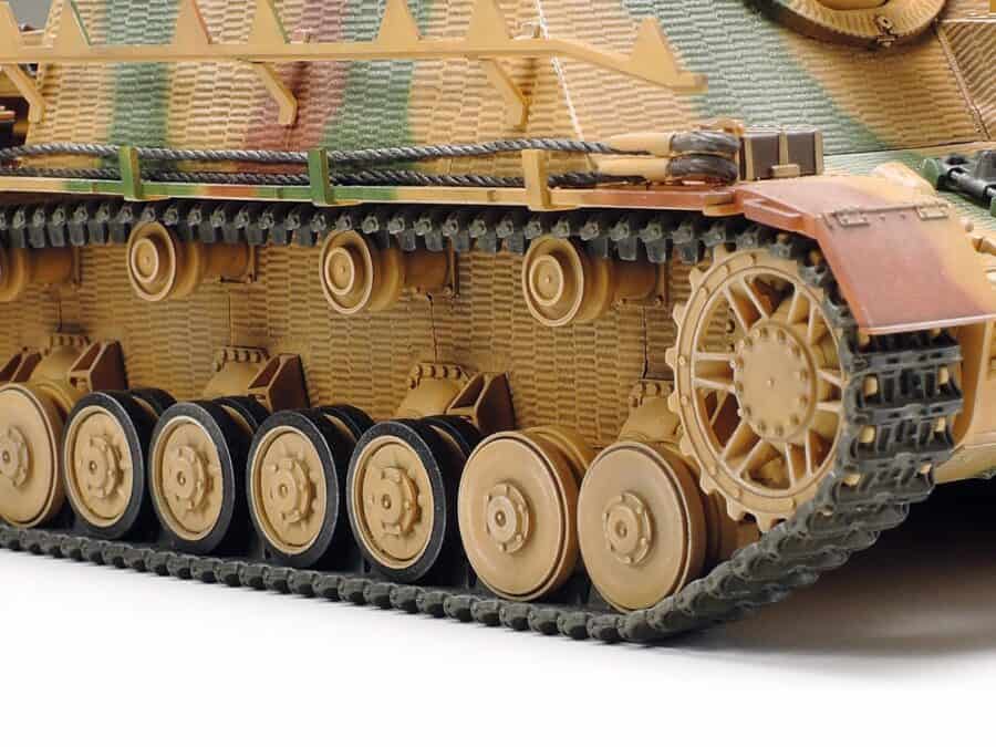 Tamiya 35353 1/35 German Assault Tank IV Brummbar Late Production：圖片 6