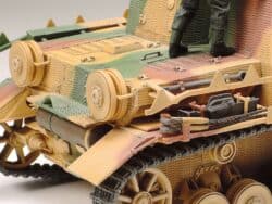 Tamiya 35353 1/35 German Assault Tank IV Brummbar Late Production：圖片 8