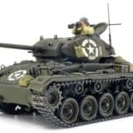 Tamiya 37020 1/35 US Light Tank M24 Chaffee