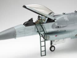 Tamiya 60315 1/32 Lockheed Martin F-16C [Block 50] Fighting Falcon：圖片 7