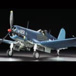 Tamiya 60325 1/32 Vought F4U-1A Corsair