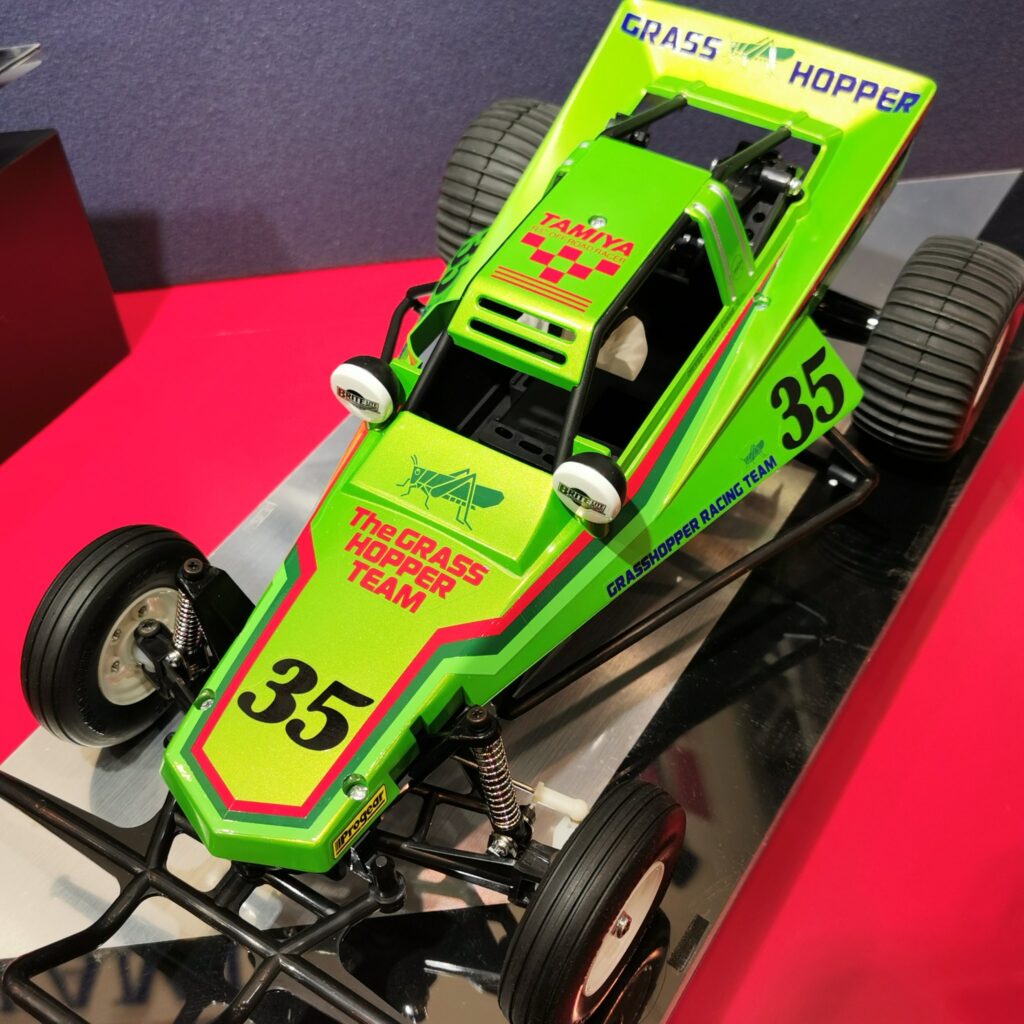 【中古】TAMIYA　47348 Tamiya 47348 1/10 RC The Grasshopper (2005) Candy Green