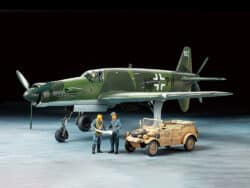 Tamiya 25206 1/48 Dornier Do335a Pfeil & Kubelwagen Type 82 Set