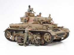 Tamiya 25208 1/35 German Tank Panzerkampfwagen IV Ausf.F & Motorcycle Set "North Africa"