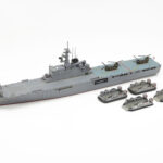 Tamiya 31003 1/700 JMSDF Defense Ship LST-4001 Ohsumi