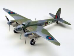Tamiya 61066 1/48 De Havilland Mosquito B Mk.IV / PR Mk.IV