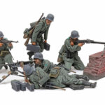 Tamiya 35386 1/35 German Machine Gun Team Set (Mid-WWII)