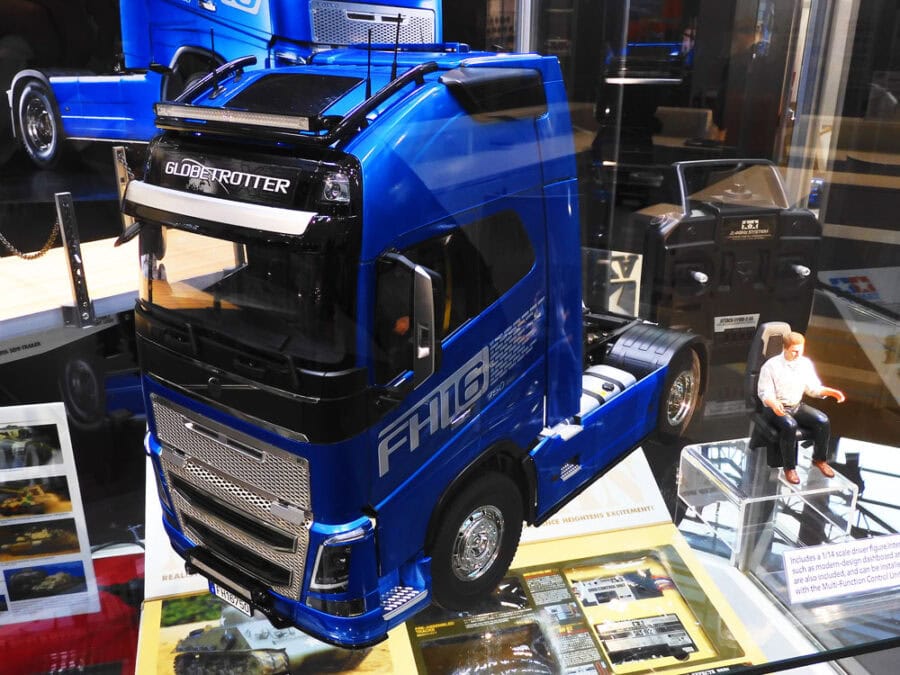 Tamiya 56375 1/14 RC Volvo FH16 Globetrotter XL 750 4x2 Tractor：圖片 2