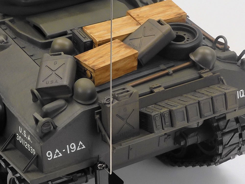 Tamiya 56048 1/16 RC M4 Sherman 105mm Howitzer (Mechanical