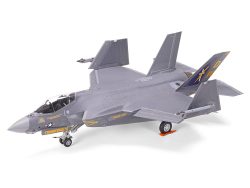 Tamiya 60794 1/72 Lockheed Martin F-35C Lightning II
